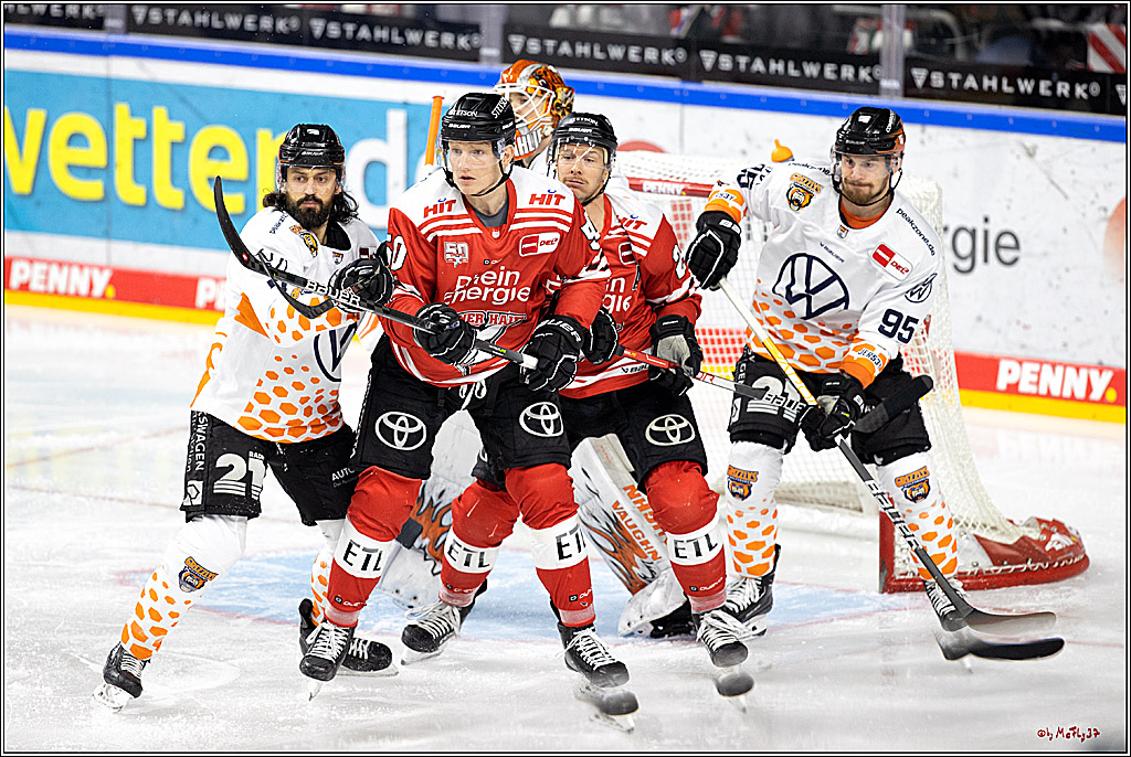PENNY DEL;  Kölner Haie - Grizzly Wolfsburg; Köln, 26.10.2022